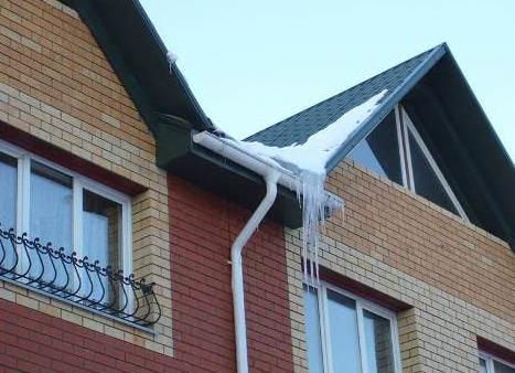 как соединить две двускатные крыши