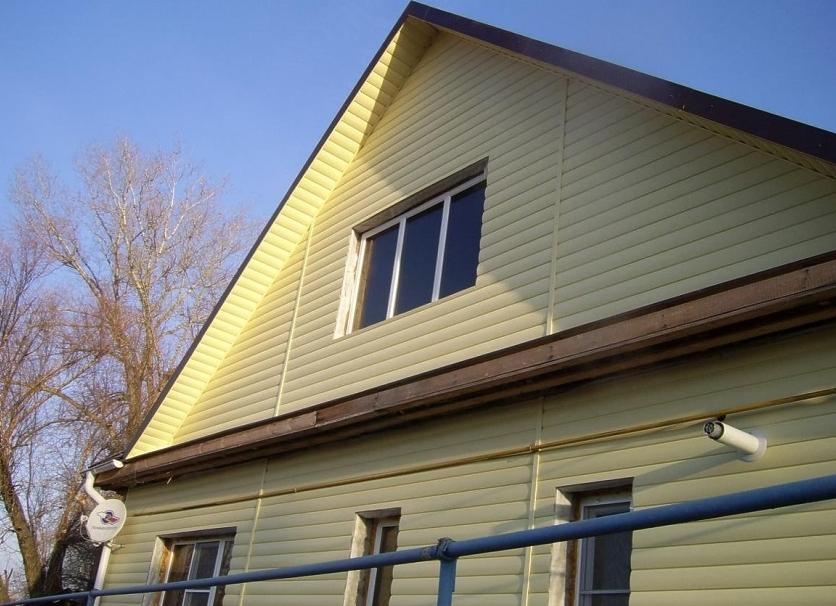 чем отделать фронтон дома недорого и красиво