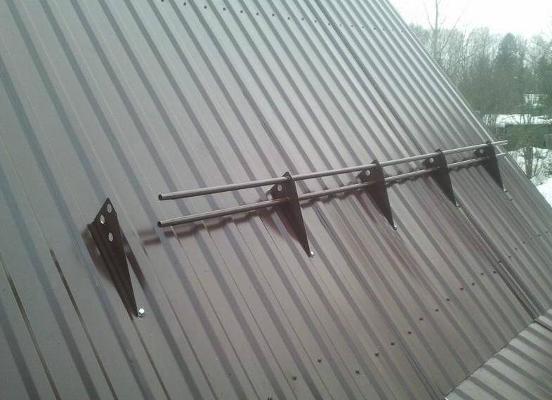 ограждение от снега на крыше